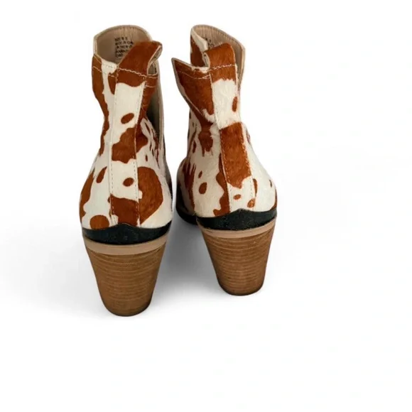 Very Volatile Brown and White Ankle Booties - Picture 3 of 4